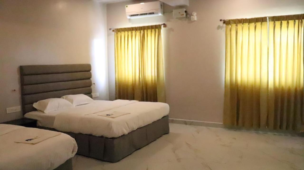 Ckm Town Inn Chikmagalūr 외부 사진